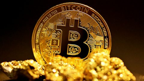 Bitcoin’de sert dalgalanma: 24 saatte yüzde 6 değer kaybı