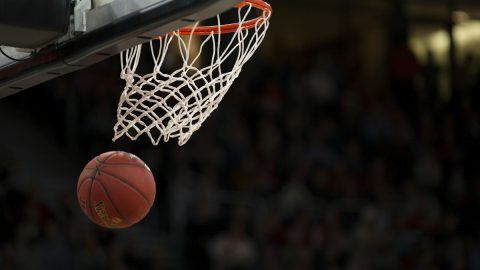 EuroLeague’de tarihi galibiyet: 20 sayı geriden geldi