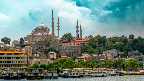 Kent meydanı yayalaştırma projesi tamamlandı