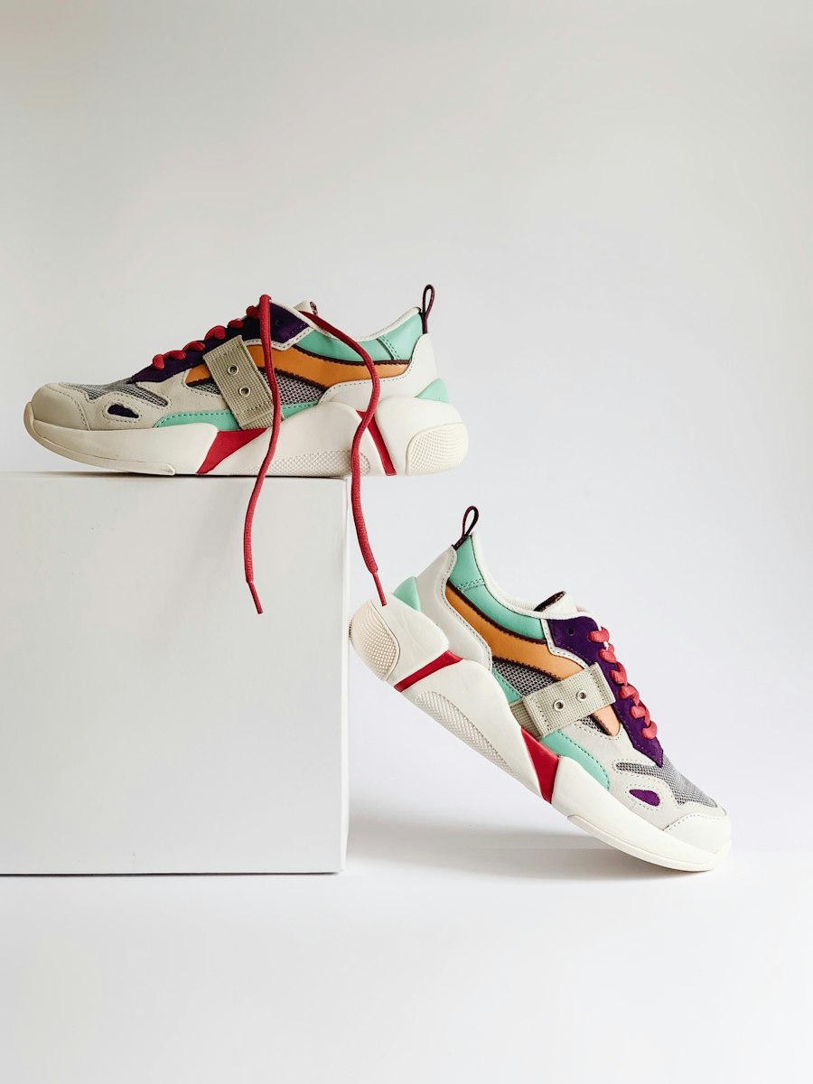 Beyaz Deri Sneaker